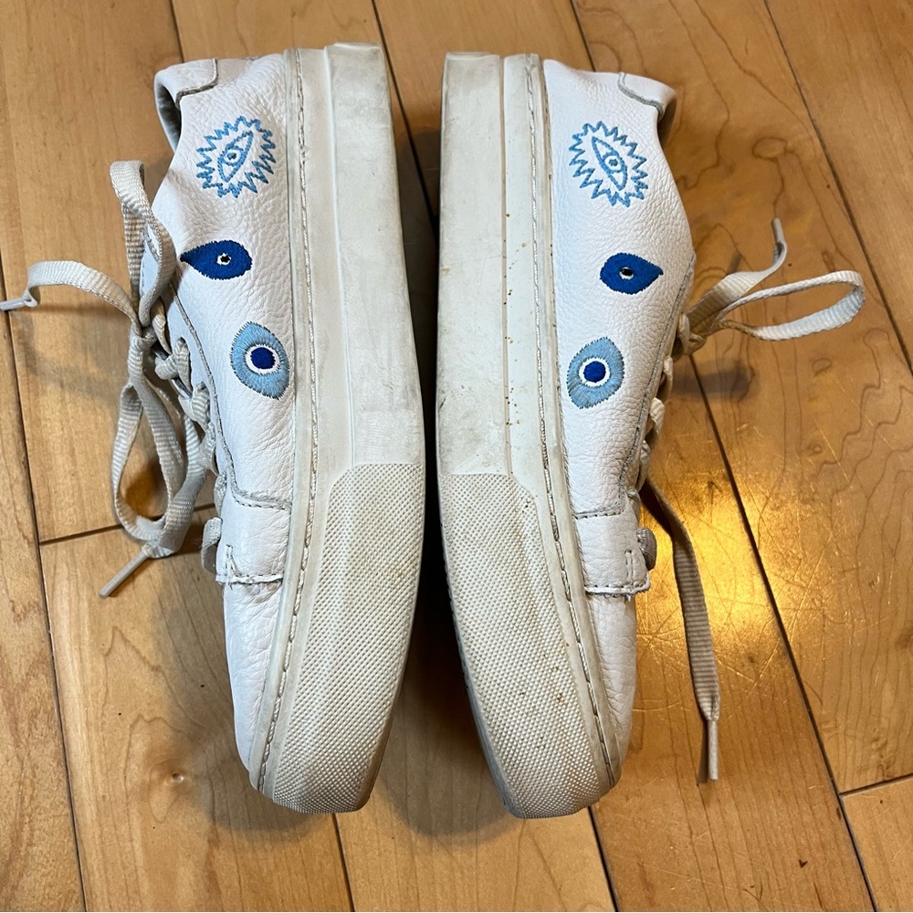 Soludos Evil Eye Ibiza Sneaker White and blue embroidered size 7.5 - Picture 3 of 9